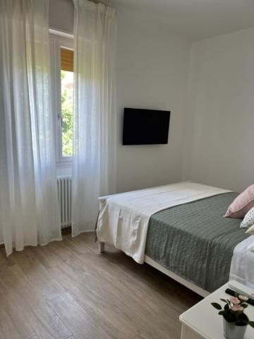 Puccini Apartment Modena Bagian luar foto