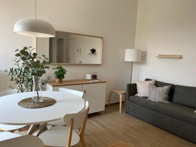 Puccini Apartment Modena Bagian luar foto